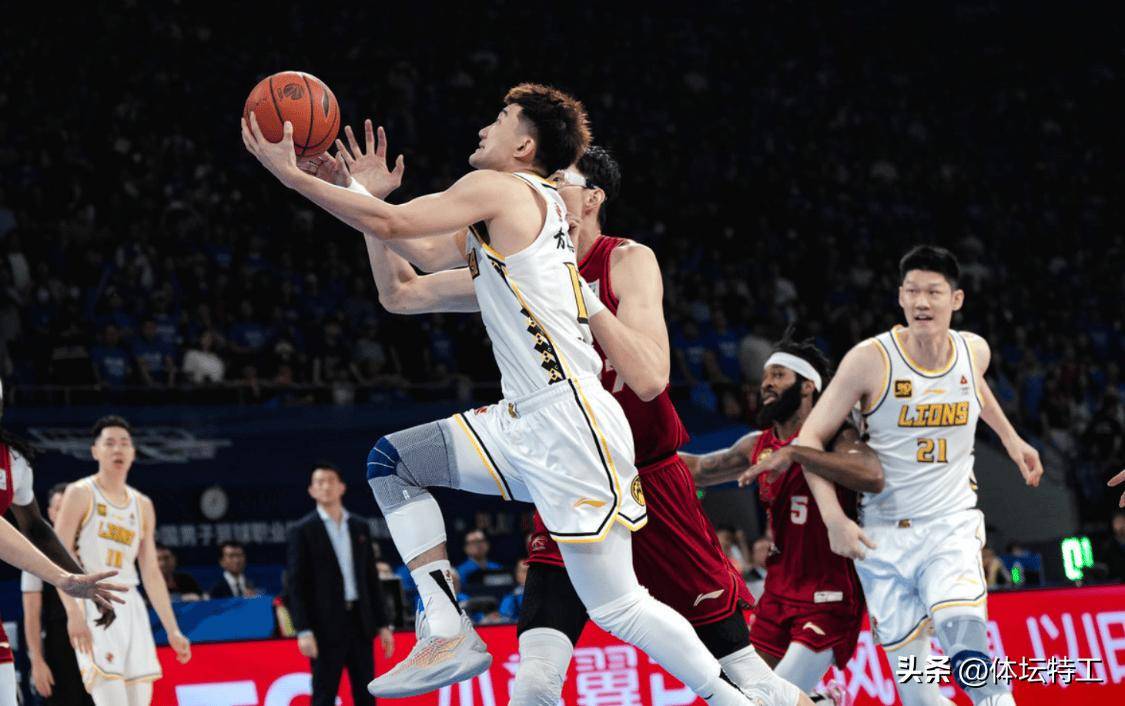 关于深圳男篮实力赢得关键比赛,士气高涨迎接下一战的信息 关于深圳男篮实力赢得关键比赛,士气高涨迎接下一战的信息